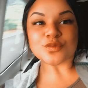 Meet your Posher, Lena